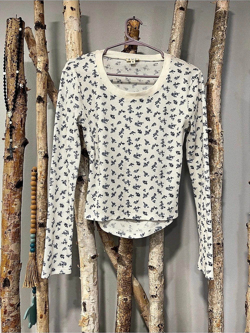 POL Floral Long Sleeve Thermal Top in White & Blue New Without Tags